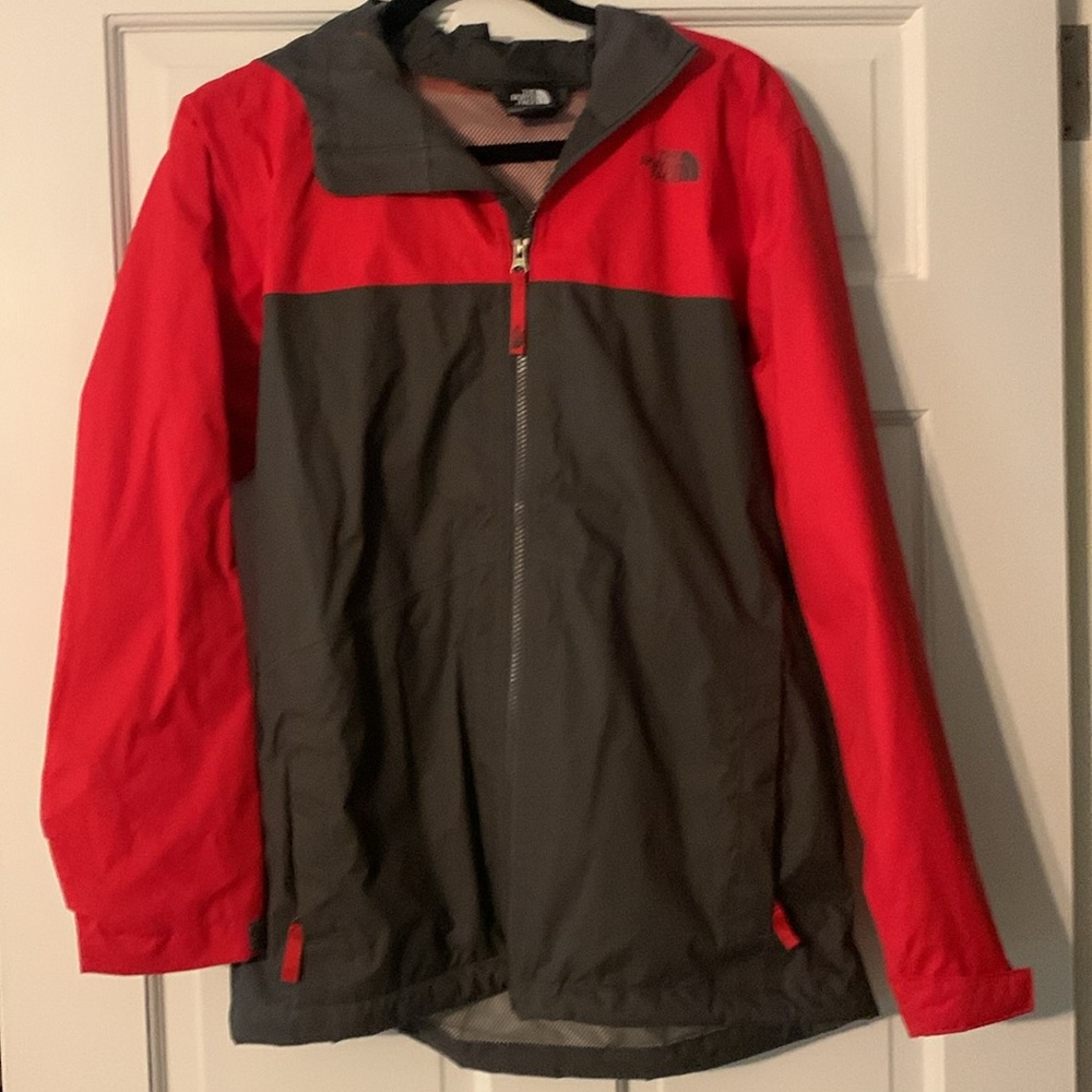 Boys North face hoodie red/ black. Size xl 18/20.